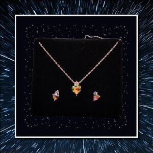 💖Heart Shaped Crystal Pendant Necklace and Earring Set